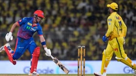 ஐபிஎல் 2026:  கிளவுஸ் சர்ச்சை.. டெல்லியின் தோல்விக்கு நான்காவது நடுவர் காரணமா?...