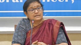 நாளை சட்டமன்ற தேர்தல்.. விடுமுறை அளிக்காத நிறுவனங்கள் மீது கடும் நடவடிக்கை.. தேர்தல் ஆணையம் எச்சரிக்கை!!...