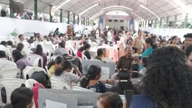 கேரளத்தில் சட்டமன்ற தேர்தலை முன்னிட்டு வாக்குச்சாவடி மையங்களுக்கு அனுப்பி வைக்கப்பட்ட EVM இயந்திரங்கள்!...