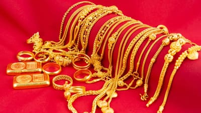 தற்போதைய சூழலில் தங்கத்தில் முதலீடு செய்யலாமா?