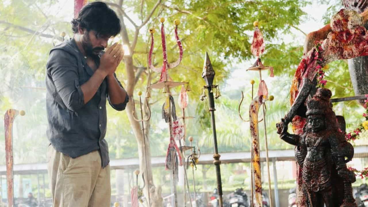 கருப்பு படத்திலிருந்து இன்று மாலை வெளியாகும் கருப்பா கூட வா பாடல்... வைரலாகும் ஆர்.ஜே.பாலாஜி பேச்சு