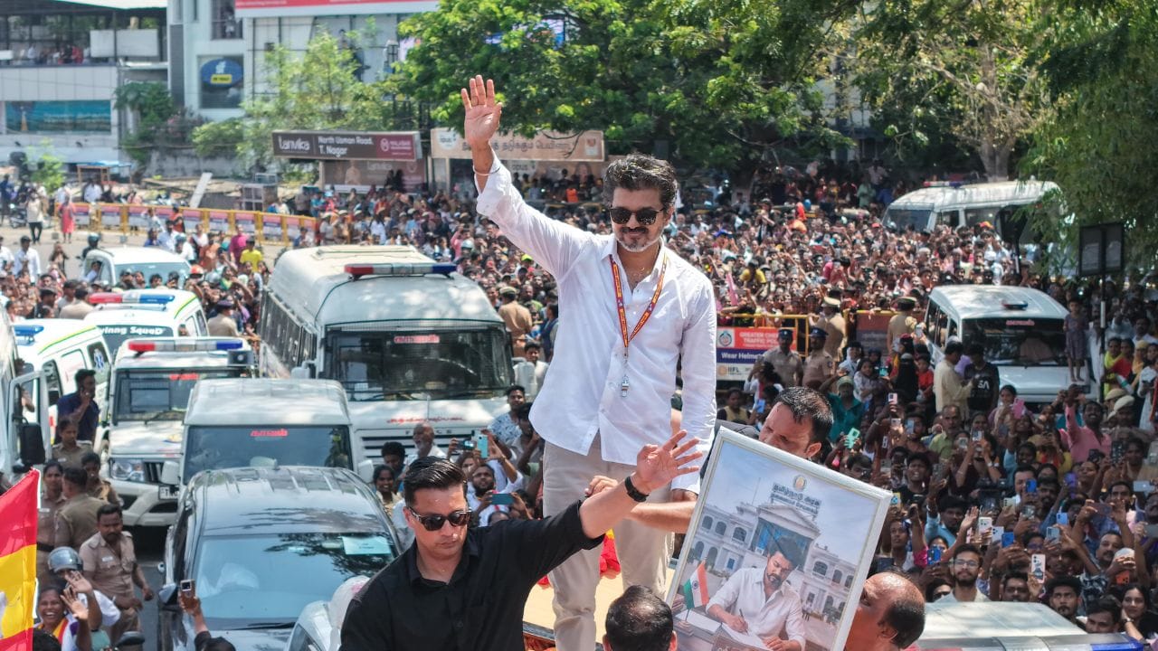 இந்த தொகுதியில் கடுமையான போட்டி நிலவி வருகிறது. 2026 சட்டமன்றத் தேர்தலை எடுத்துக் கொண்டால், திமுக சார்பில் தியாகராஜனுக்கு வாய்ப்பு வழங்கப்பட்டுள்ளது. அதிமுக சார்பில் மீண்டும் எம்.ஆர். விஜயபாஸ்கர் களம் இறங்குகிறார். தமிழக வெற்றிக்கழகம் சார்பில் மதியழகன் மற்றும் நாம் தமிழர் கட்சி சார்பில் கருப்பையா ஆகியோர் போட்டியிடுகின்றனர். அதிமுகவின் வலுவான கோட்டையாக இருந்தாலும், இந்த தேர்தலில் தமிழக வெற்றிக்கழகம் குறிப்பிடத்தக்க தாக்கத்தை ஏற்படுத்தும் என அரசியல் வல்லுநர்கள் கருத்து தெரிவிக்கின்றனர்.