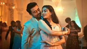 Mamitha Baiju: விஸ்வநாத் அண்ட் சன்ஸ் பட கதையே அப்படிதான்.. முழுக்க ஜாலியான படம் – மமிதா பைஜூ பேச்சு!...