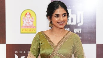 தனுஷ் நடிப்பை ஆ...னு பார்த்து இருக்கேன் - நடிகை மமிதா பைஜூ