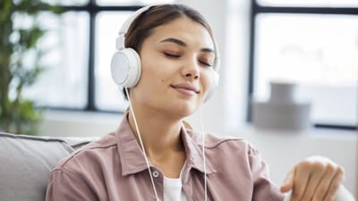 காலை பிளேலிஸ்ட் கேட்டால் நாள் முழுக்க பவர்...!