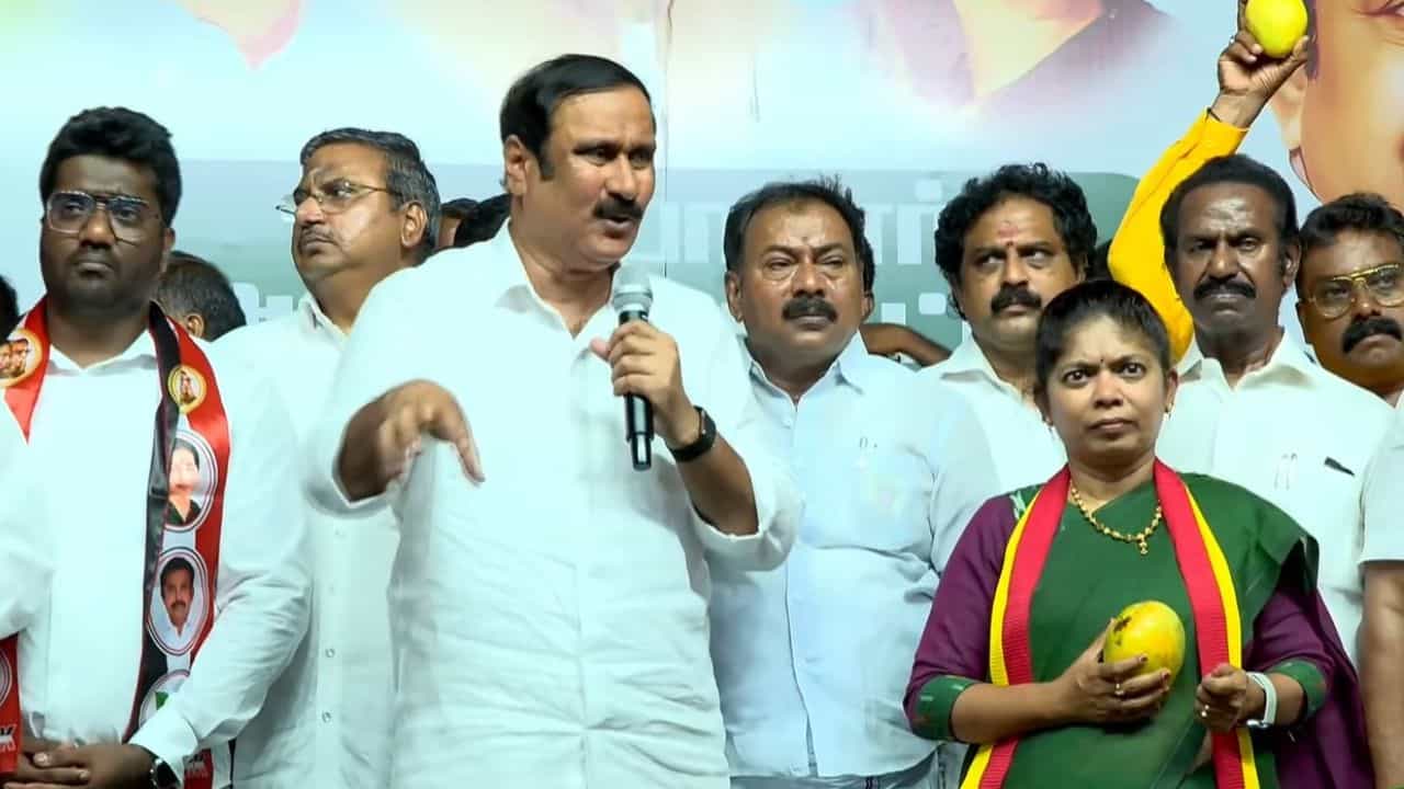 சூடுபிடிக்கும் தேர்தல் களம்.. பெரம்பூர் தொகுதிக்கு 25 வாக்குறுதிகள்.. திலகபாமா அதிரடி..