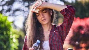 கோடையில் செய்யக்கூடாத தவறுகள்.. இது உடல் ஆரோக்கியத்தை கெடுக்கும்!