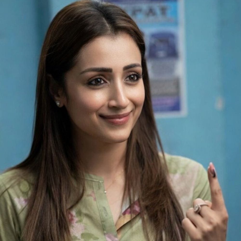 தென்னிந்திய சினிமாவில் சிறந்த நடிகைகளில் ஒருவராக கருதப்படுபவர் திரிஷா கிருஷ்ணன். இவர் இன்று (23/04/2026) தமிழக சட்டமன்ற தேர்தல் நடைபெற்றிருந்த நிலையில், தனது தாயுடன் சென்று வாக்குப்பதிவு செய்திருந்தார். இந்நிலையில் தனது இன்ஸ்டாகிராம் பக்கத்தில் தனது புகைப்படத்தை பகிர்ந்து, அர்ஜுனரு வில்லு என்ற பாடலை வைத்துள்ளார். இது ரசிகர்கள் மத்தியில் வைரலாகிவருகிறது. 
