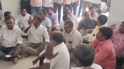 கோயம்புத்தூரில் டாஸ்மாக் ஊழியர்கள் போராட்டம்!