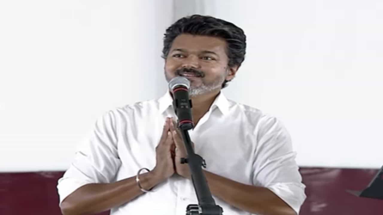 கரூர் சம்பவம் முதல் விவாகரத்து வரை... திமுக - பாஜகவை விமர்சித்து கர்ஜித்த விஜய்!