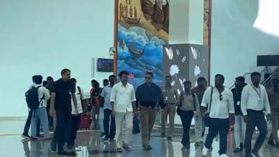 விமானம் மூலம் தூத்துக்குடி வந்த தவெக தலைவர் விஜய்!