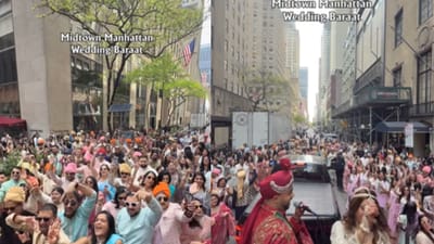 நியூயார்க் வீதியை ஸ்தம்பிக்க வைத்த இந்திய ஜோடியின் வரவேற்பு!