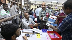 தமிழக சட்டமன்ற தேர்தல் வாக்கு எண்ணிக்கை… 1,000 அரசு ஊழியர்களுக்குத் தீவிர பயிற்சி!...