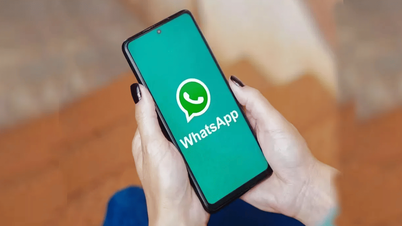 இனி வாட்ஸ்அப் மூலமாகவே ரீசார்ஜ் பண்ணலாம் - வெளியான புது அப்டேட்