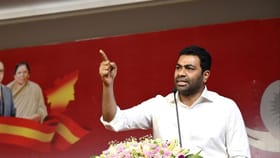 “ஒரு மாதத்தில் 90% அதிமுக நிர்வாகிகள் தவெக-வில் இணைவார்கள்”.. சவால் விடுத்த ஆதவ் அர்ஜுனா!!...
