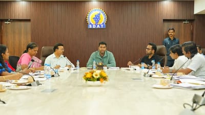 பொதுப்பணித்துறை அமைச்சர் ஆதவ் அர்ஜுனா இரண்டாவது நாளாக ஆலோசனை..