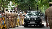 தவெக தலைவர் விஜய்க்கு முதல்வர் அந்தஸ்து பாதுகாப்பு ரத்து?...