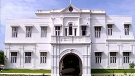 கரூர் கூட்ட நெரிசல்.. தவெக மீது வழக்குப்பதிவு செய்த ஆய்வாளர் உட்பட 19 காவல்துறையினர் பணியிட மாற்றம்.....
