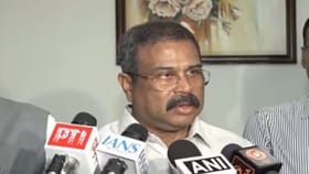 சிபிஎஸ்இ தேர்வு மதிப்பீட்டில் 40 கோடி பக்கங்கள் ஸ்கேன்- ஓஎஸ்எம் அமைப்பு குறித்து விளக்கிய தர்மேந்திர பிரதான்!...