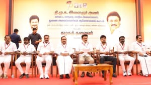 ஒரே இரவில் கூட்டணி மாற்றம்.. காங்கிரஸ் மீது பாய்ந்த திமுக.. ஆலோசனை கூட்டத்தில் பரபரப்பு தீர்மானம்!