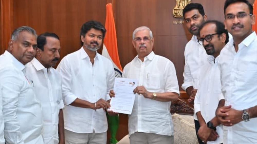 தவெக பெரும்பான்மையை நிரூபிக்கவில்லை - ஆளுநர் தரப்பில் விளக்கம்