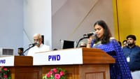 மாற்றுத்திறனாளிகள் - மன்னிப்பு கேட்ட் அமைச்சர் கீர்த்தனா.....