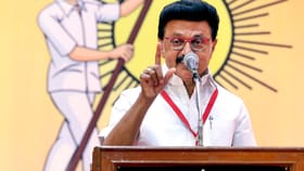 குதிரை வேகத்தில் நடக்கும் ‘குதிரை பேரம் – திமுக தலைவர் மு.க ஸ்டாலின் விமர்சனம்.....
