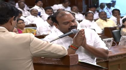 சட்டபேரவையில் நெகிழ்ச்சி சம்பவம்: என்ன அது!