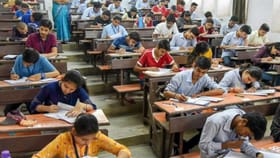 தமிழகம் முழுவதும் நீட் தேர்வு தொடக்கம்… மாணவ, மாணவிகளுக்கு கடும் கட்டுப்பாடு.. தேர்வு மையங்களில் தீவிர கண்காணிப்பு!...