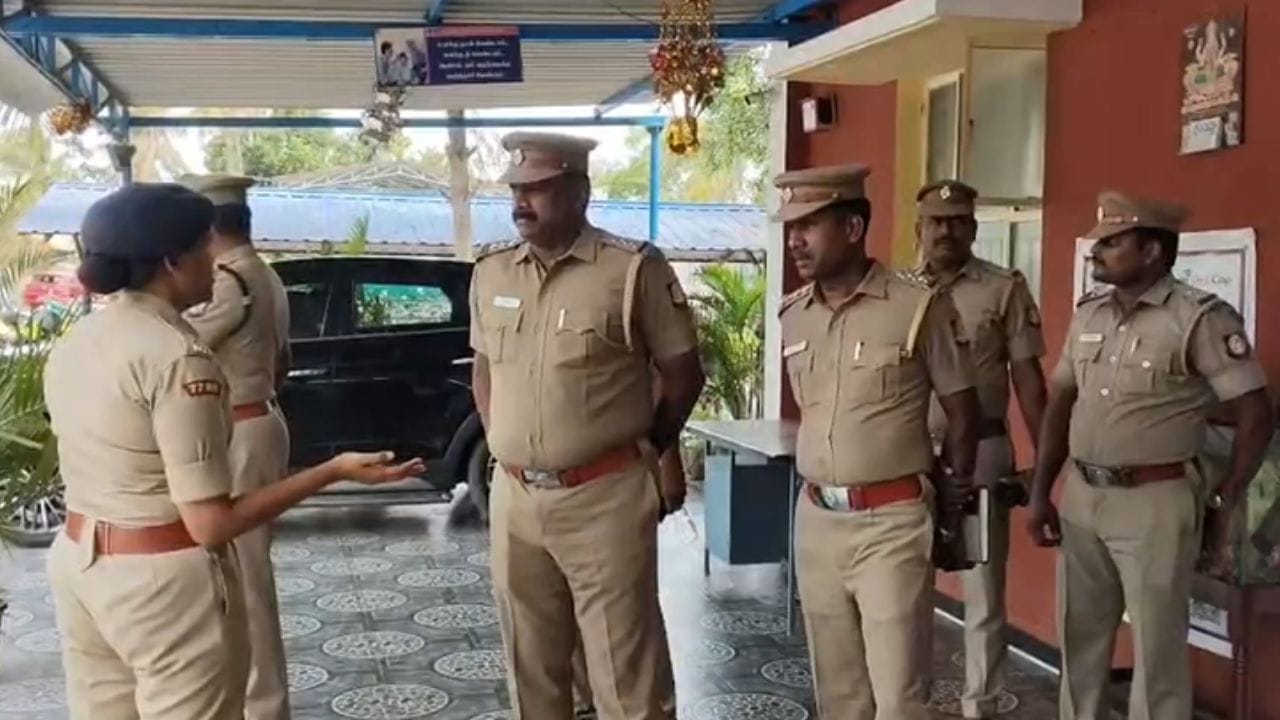 10 வயது சிறுமி வன்கொடுமை வழக்கு.. தீவிர விசாரணையில் கோயபுத்தூர் போலீசார்! 10 வயது சிறுமி வன்கொடுமை வழக்கு.. தீவிர விசாரணையில் கோயபுத்தூர் போலீசார்!