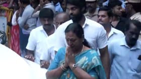 ஆர்பி சவுத்ரி உடலுக்கு பிரேமலதா விஜயகாந்த் நேரில் அஞ்சலி!...