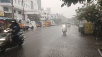 புதுச்சேரியில் திடீரென கனமழை -மக்கள் மகிழ்ச்சி...