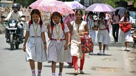 BREAKING: தமிழகத்தில் ஜூன் 1- இல் பள்ளிகள் திறப்பு… அமைச்சர் ராஜ்மோகன் அறிவிப்பு!...