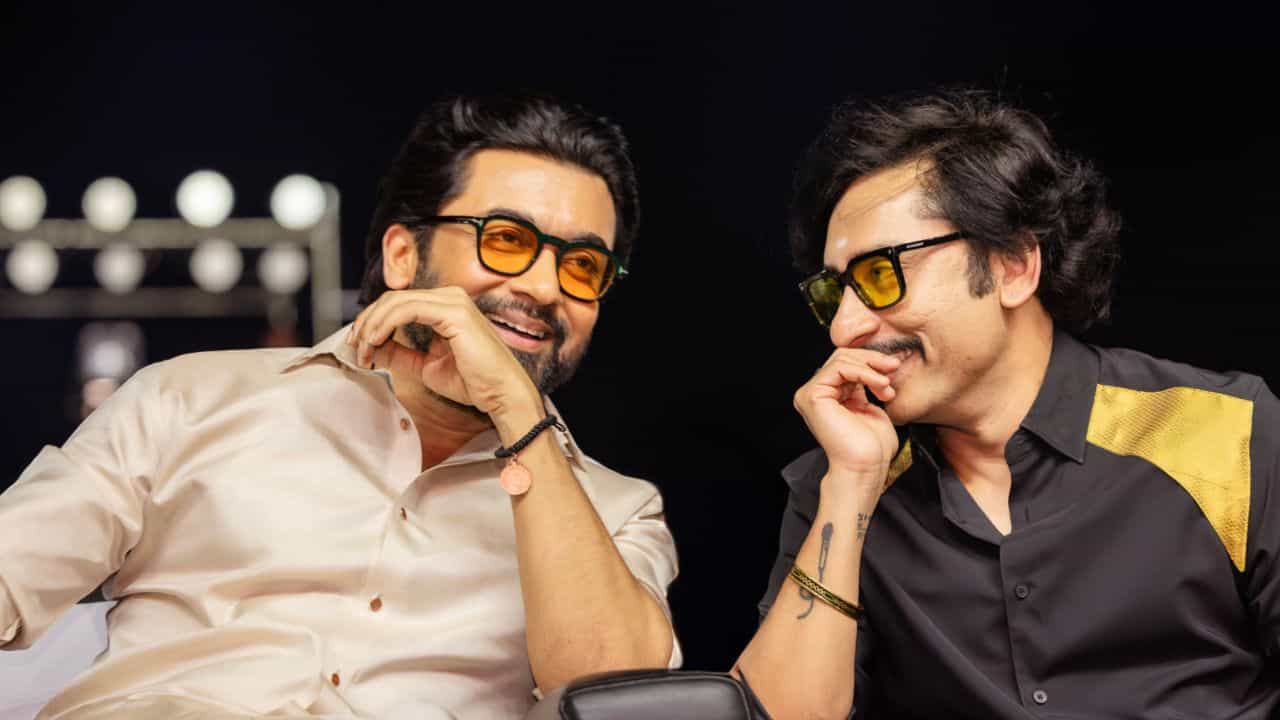 Suriya: ஆர்.ஜே.பாலாஜியின் வளர்ச்சியை வியந்து பார்க்கிறேன்.. கருப்பு பட கதையை கேட்டதும் உடனே ஓகே சொல்லிட்டேன் - சூர்யா பேச்சு!