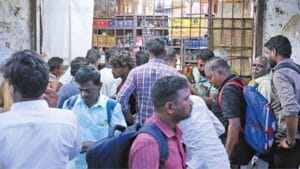 டாஸ்மாக்கில் தொடரும் வசூல் வேட்டை!!
