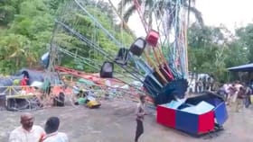 கேரளம் தீம் பார்க்கில் ராட்டினம் முறிந்து விபத்து.. 5 பேர் படுகாயம்!...