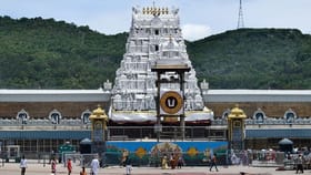குடும்பத்தோட திருப்பதி போறீங்களா..? ஜூன் மாதம் வரை தரிசனம் ரத்து!...
