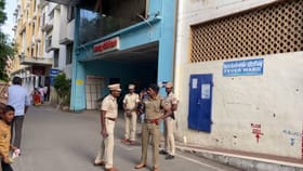 தூத்துக்குடியில் பிரபல ரவுடியை சுட்டு பிடித்த காவல்துறை..!...
