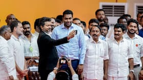 நாளை தமிழக அமைச்சரவை விரிவாக்கம்.. ஆளுநர் இன்று சென்னை வருகை.. யார் யாருக்கு வாய்ப்பு?...