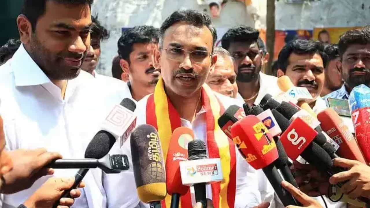 தவெகவுக்கு எதிராக திமுக - அதிமுக கூட்டணி அமைக்க முயற்சி.. புயலை கிளப்பிய அருண்ராஜ்..