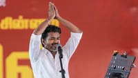 ஆட்சி அமைப்பது தொடர்பாக கட்சி நிர்வாகிகளுடன் விஜய் முக்கிய ஆலோசனை...