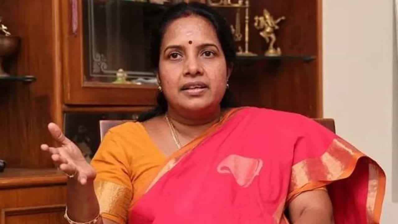 திமுகவுக்கு காங்கிரஸ் செய்தது துரோகம்.. திடீரென கொந்தளித்த வானதி சீனிவாசன்!!