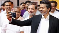 விஜய் - ராகுல் சந்திப்பு புகைப்படங்கள் முடக்கம்?...