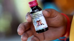 மருத்துவர் பரிந்துரை இல்லாமல் இனி இருமல் மருந்து விற்பனைக்கு தடை.. மத்திய அரசு அறிவிப்பு.....