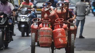வீட்டு உபயோக சிலிண்டர் விலை மீண்டும் உயர்வு.. 3 மாதங்களில் 2வது முறையாக அதிகரிப்பு.. விலை விவரம்!