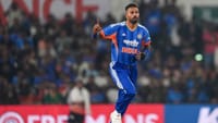 ODI தொடரிலிருந்து விலகல்! கேள்விக்குறியாகும் ஹர்திக் வாழ்க்கை!...