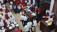 சென்னை மாமன்ற கூட்டத்தில் அதிமுக - திமுக கவுன்சிலர்கள் மோதல்!...