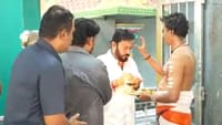 முதல்வர் பிறந்தநாள்.. கோவிலில் அமைச்சர் ஸ்ரீநாத் வேண்டுதல்!!...