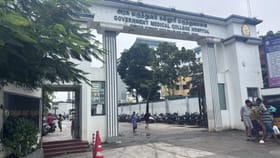 சென்னை ஓமந்தூரார் மருத்துவனையில் கான்கிரீட் இடிந்து விழுந்து விபத்து – தாய், மகள் படுகாயம்...