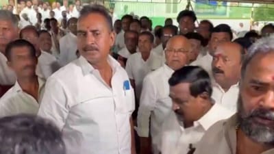 எஸ்.பி.வேலுமணிக்கு எதிர்ப்பு - கோவையில் பரபரப்பு